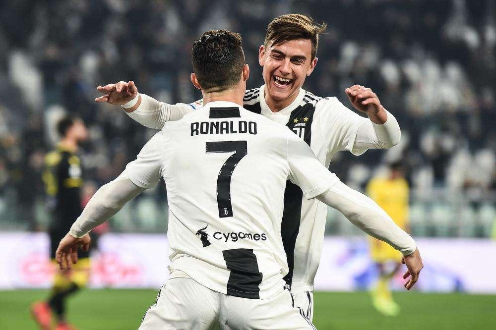 Per Dybala non arrivano segnali dal PSG, ora potrebbe anche rimanere