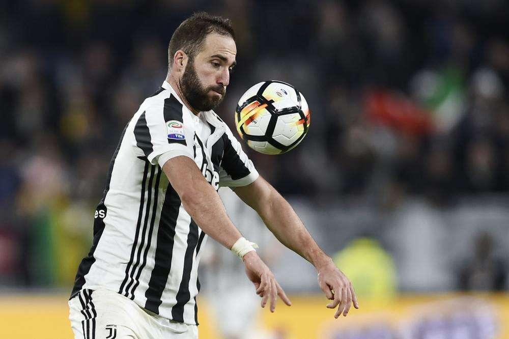 Lengua (Il Messaggero): "Higuain lontano dalla Roma per una questione di soldi"