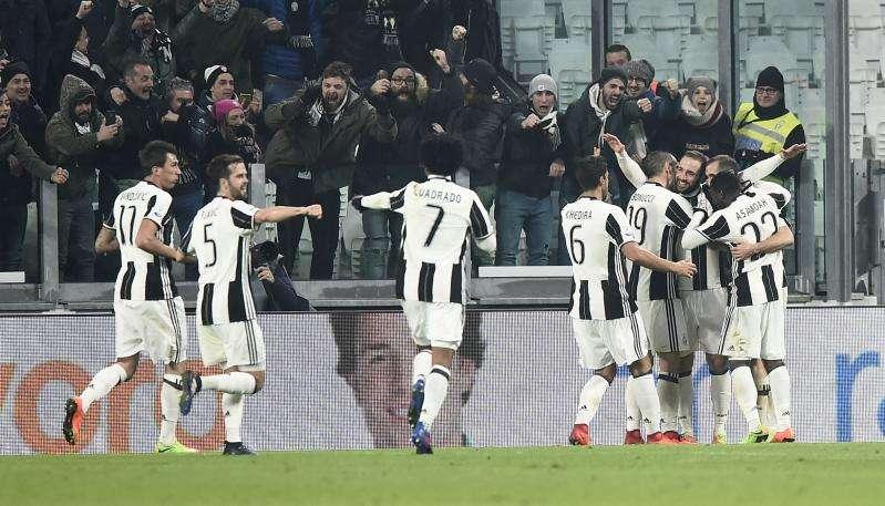 Juve – Milan, c’è chi si asciuga le lacrime e chi il sudore