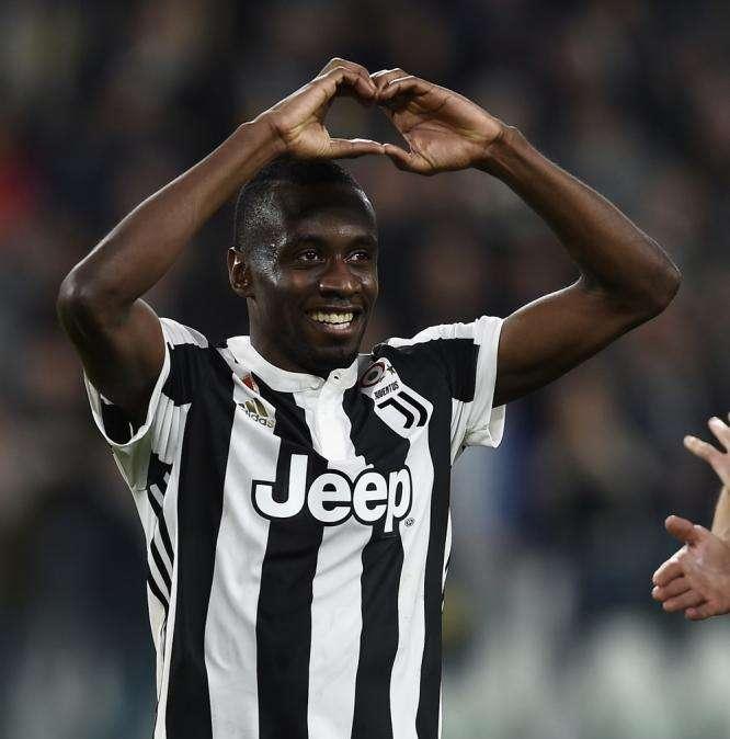 Matuidi si allena con la Francia: "Sorridere"