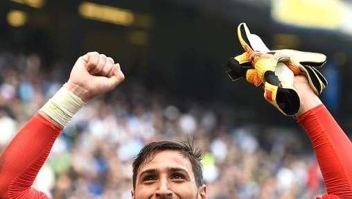 Libero - Milan, la strategia per blindare Donnarumma: pressing sui genitori del portiere