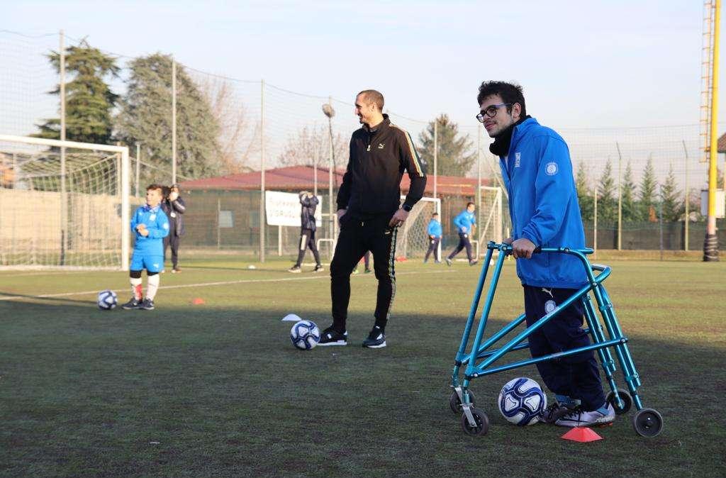 Nasce Bomber: primo gioco di carte di Insuperabili. Chiellini guida un team di campioni
