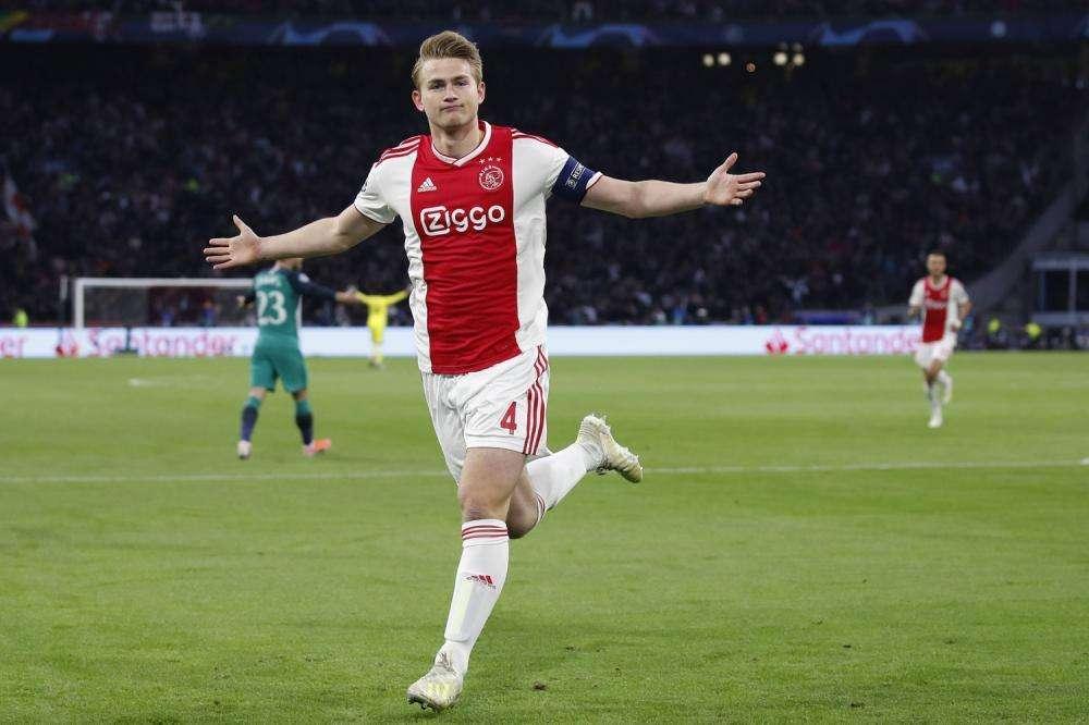 Gazzetta - Le tappe del De Ligt bianconero, oggi l’arrivo 