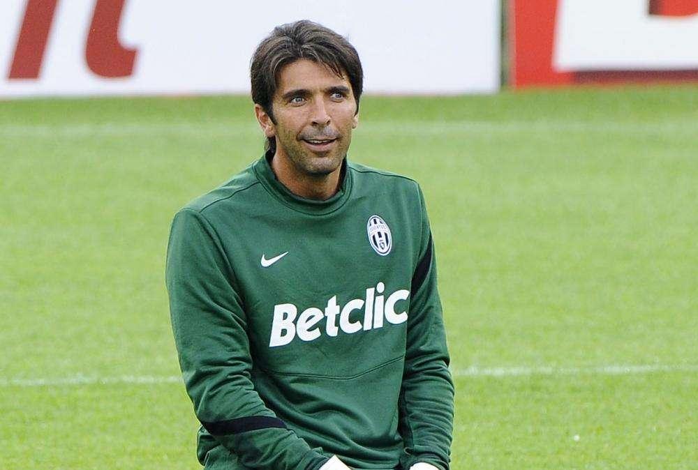 LIVE BARDONECCHIA - Buffon: "Sei squadre davanti a noi. Col sudore torniamo competitivi"