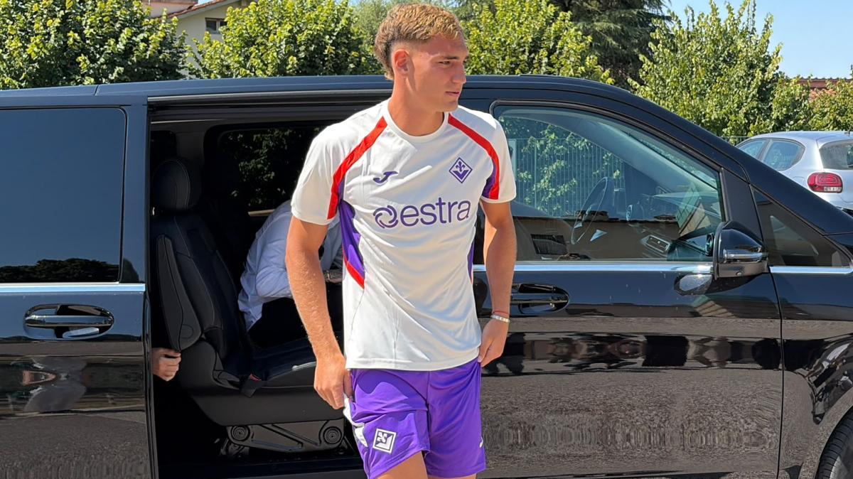 Pellegrino si presenta: "La Fiorentina mi voleva dal primo giorno di mercato"