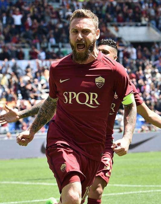 Leggo - De Rossi vicino all'accordo per il rinnovo: dopo la Juventus l'annuncio