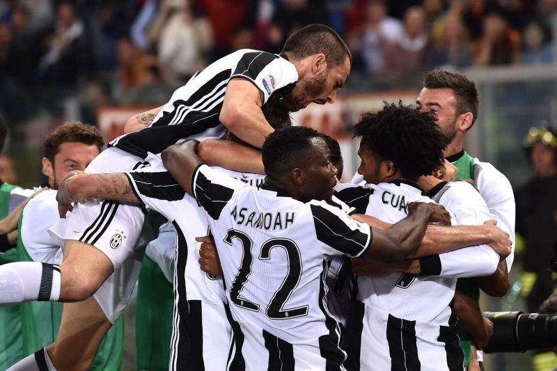 Gazzetta - Juve molto attiva sul fronte cessioni