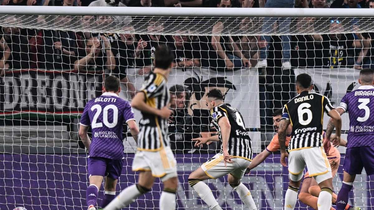 Gazzetta - Juve, graffio felino