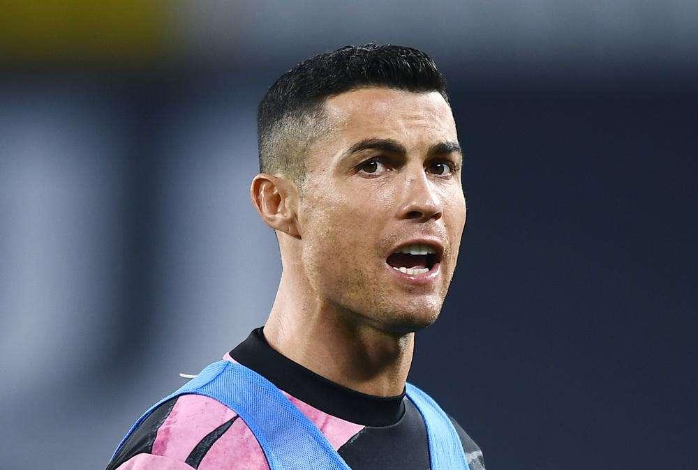 RONALDO: "Complimenti ragazze"
