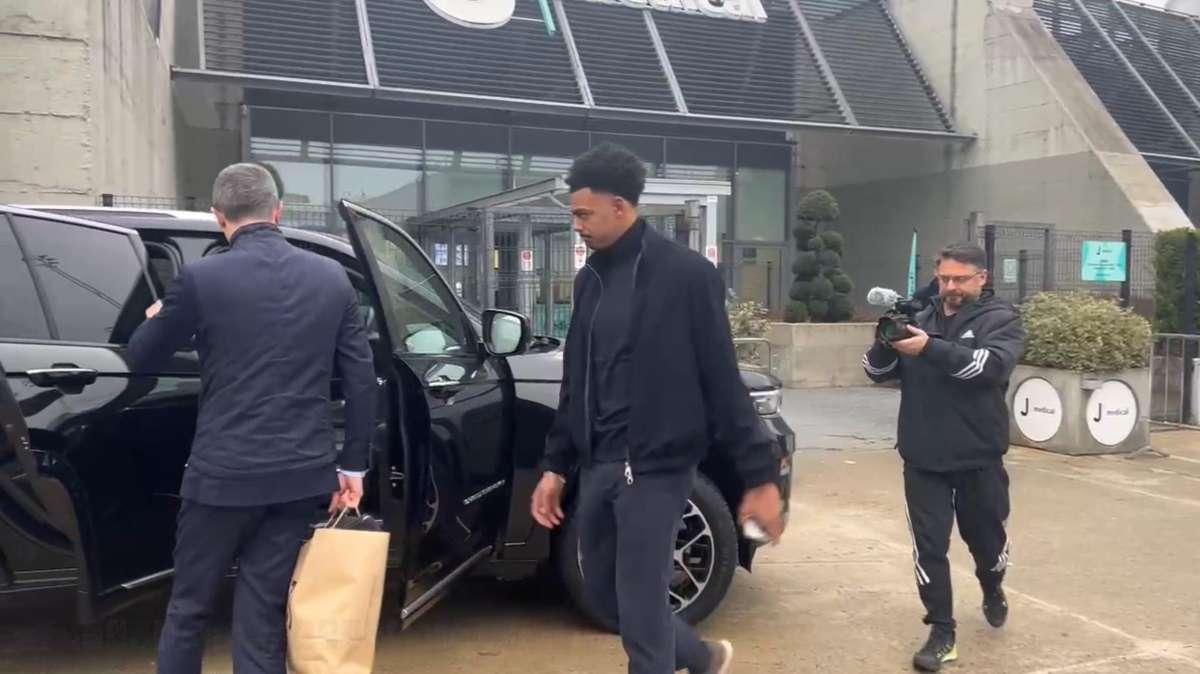 L’agente di Veiga a Tmw: “Piaceva ad altre squadre importanti, ma ha scelto la Juventus. Può rimanere dopo il prestito secco? Al momento no, ma…”
