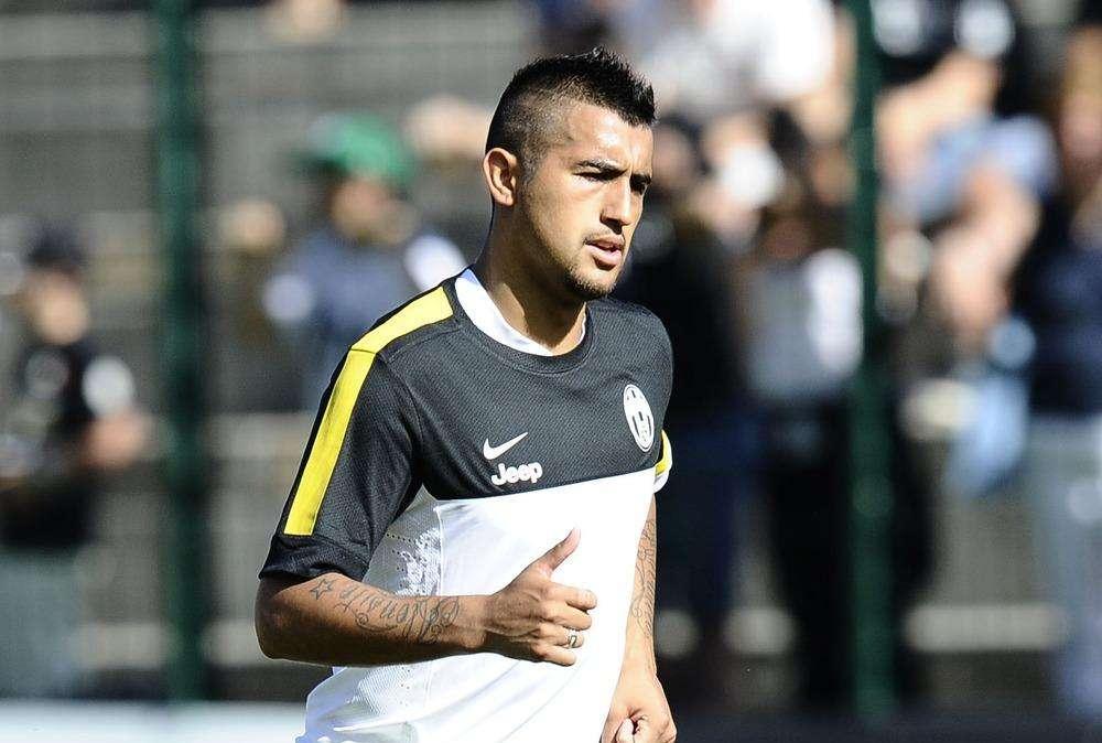 LIVE CHATILLON - VIDAL: "Con Isla possiamo vincere Scudetto e Champions. Supercoppa? Vogliamo la rivincita col Napoli"