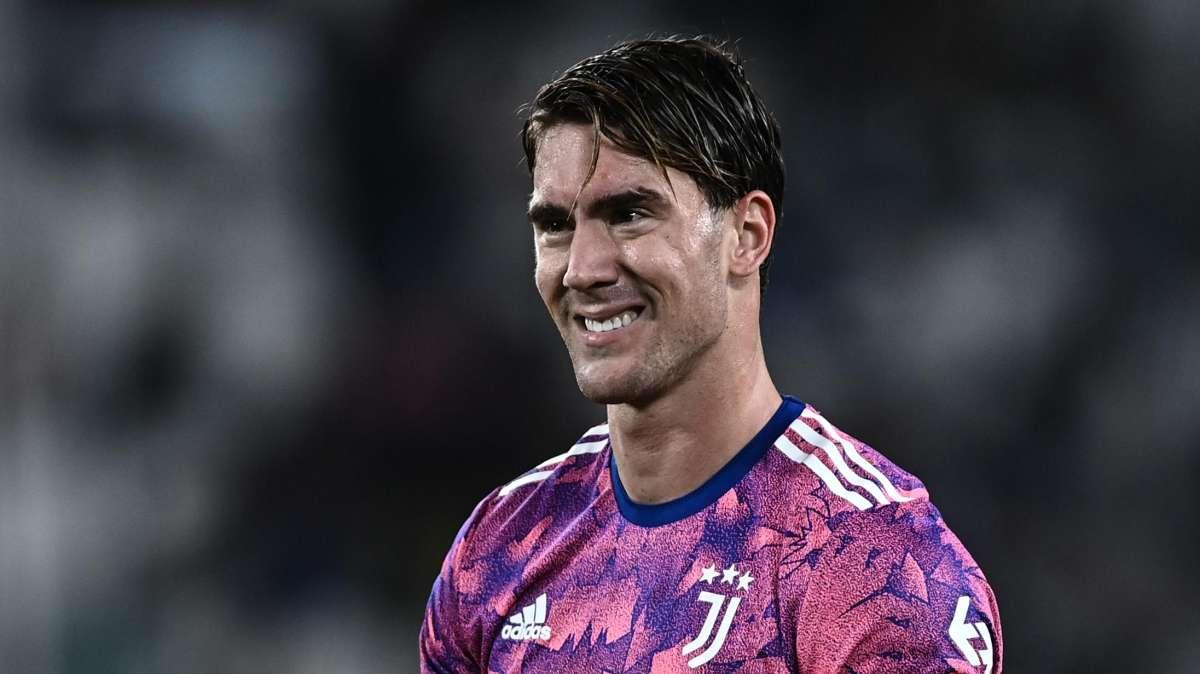 Serie A, per il titolo di capocannoniere è duello Vlahovic-Immobile, Dybala è l'outsider