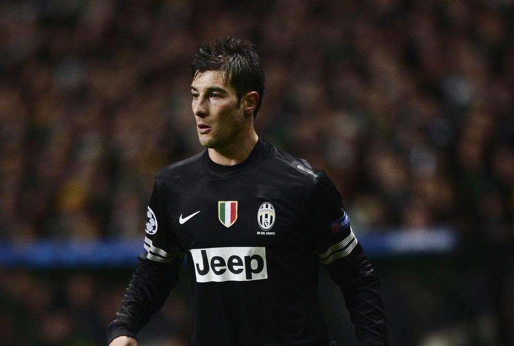 LIVE VINOVO  - Contro il Celtic Peluso é pronto a sostituire Chiellini. In attacco scalpita Matri. Tanti tifosi allo Juventus Center presente anche una coppia proveniente dall'Algeria