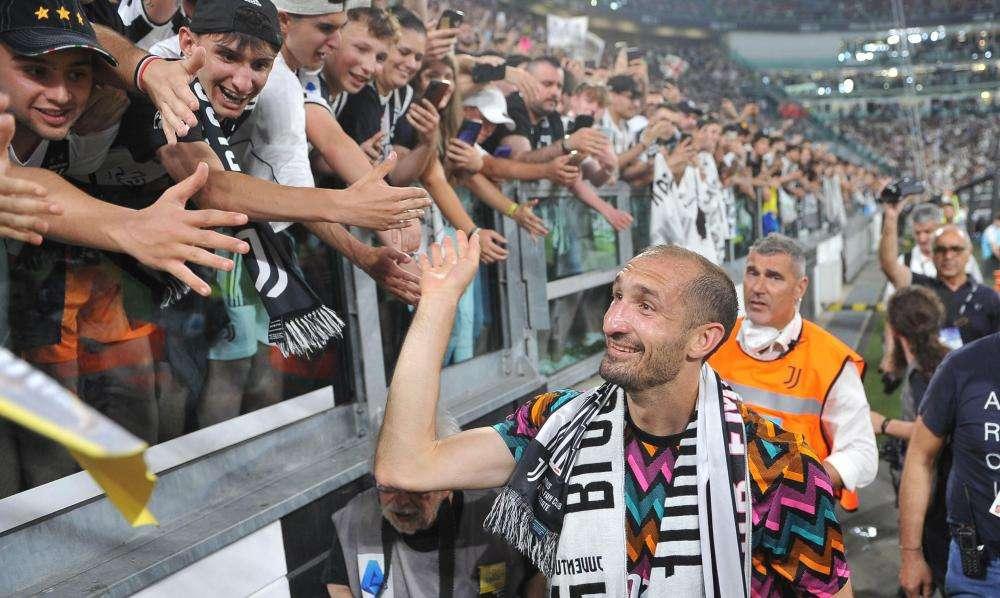 Chiellini parte per gli Usa, cominciata nuova avventura