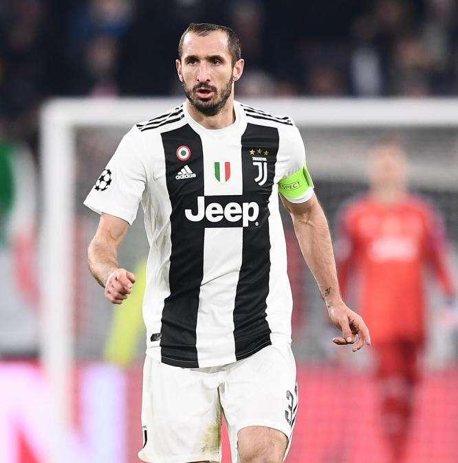 CHIELLINI A SKY: "Ronaldo ha capito a Valencia che aveva dietro una grande squadra. CR7 ci ha portato qualcosa in Europa come fece Pirlo nel 2011 in Italia"