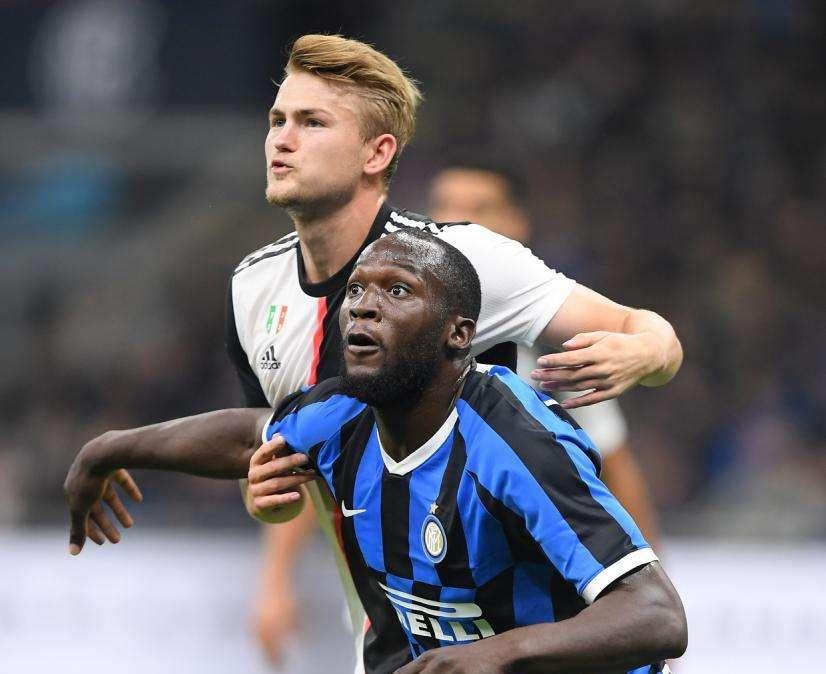 Dipollina (Repubblica): "Juve-Inter in chiaro? Hanno avuto paura di decidere. Con uno stadio vuoto può succedere di tutto"