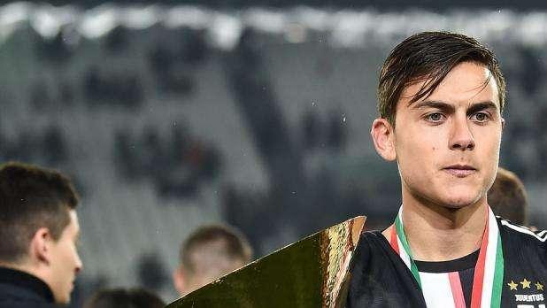L'agente di Dybala è in Inghilterra: se trova l'accordo con lo United via libera per lo scambio con Lukaku 