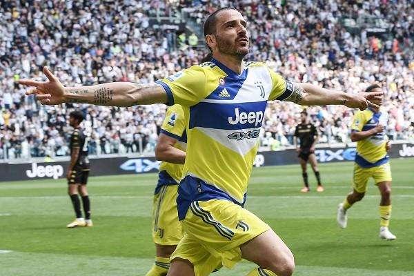 LIVE TJ - Risveglio muscolare in corso. Allegri, contro il Barcellona, si affiderà al 4-3-3. Tra i titolari tornano Bonucci, McKennie e Vlahovic 