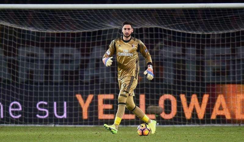 Donnarumma, Juve e Real Madrid sono in attesa: Raiola non è ancora convinto del rinnovo con il Milan