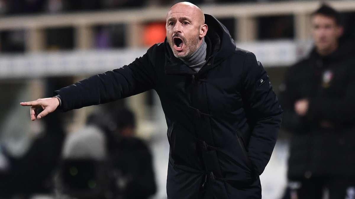 Vlahovic, Italiano: "Non so cosa abbia in mente, sono situazioni che deve risolvere con la società"