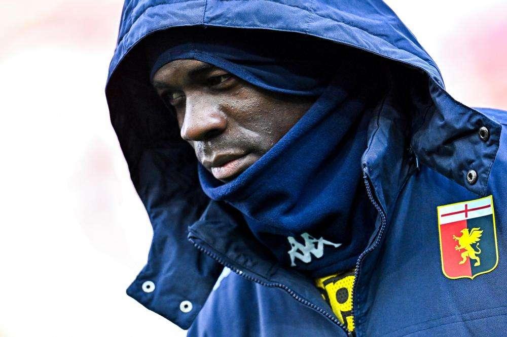Esonero Vieira, Balotelli sui social cita Taylor Swift: "Karma is a bitch... Dio vede e provvede"