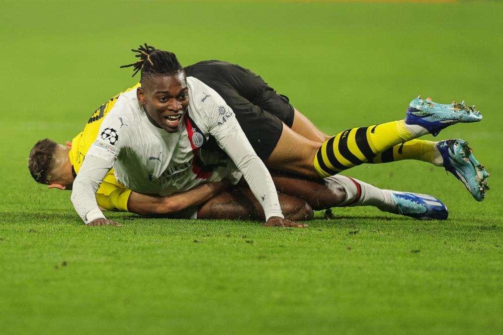 Champions, Leao: "Dobbiamo essere più cattivi, ora testa al Psg"