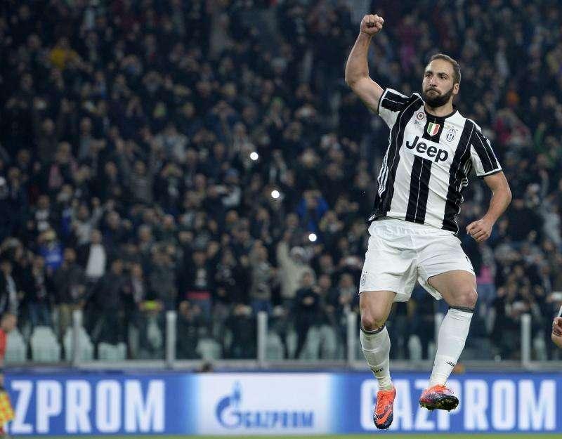 Toni: "Mandzukic e Higuain non compatibili"