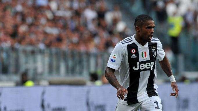 Giudice Sportivo, stangata per Douglas Costa: fermato per quattro turni 