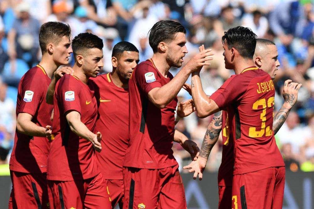 Strootman chiama rinforzi 