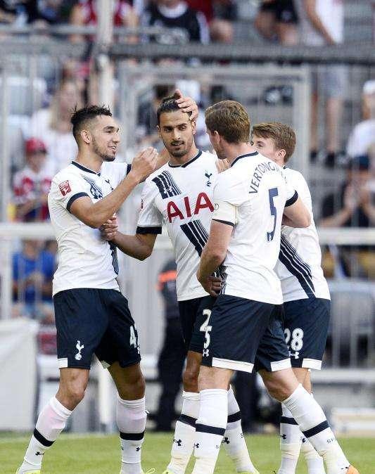 Da Valencia: "Juventus e Tottenham in lotta per Cancelo"