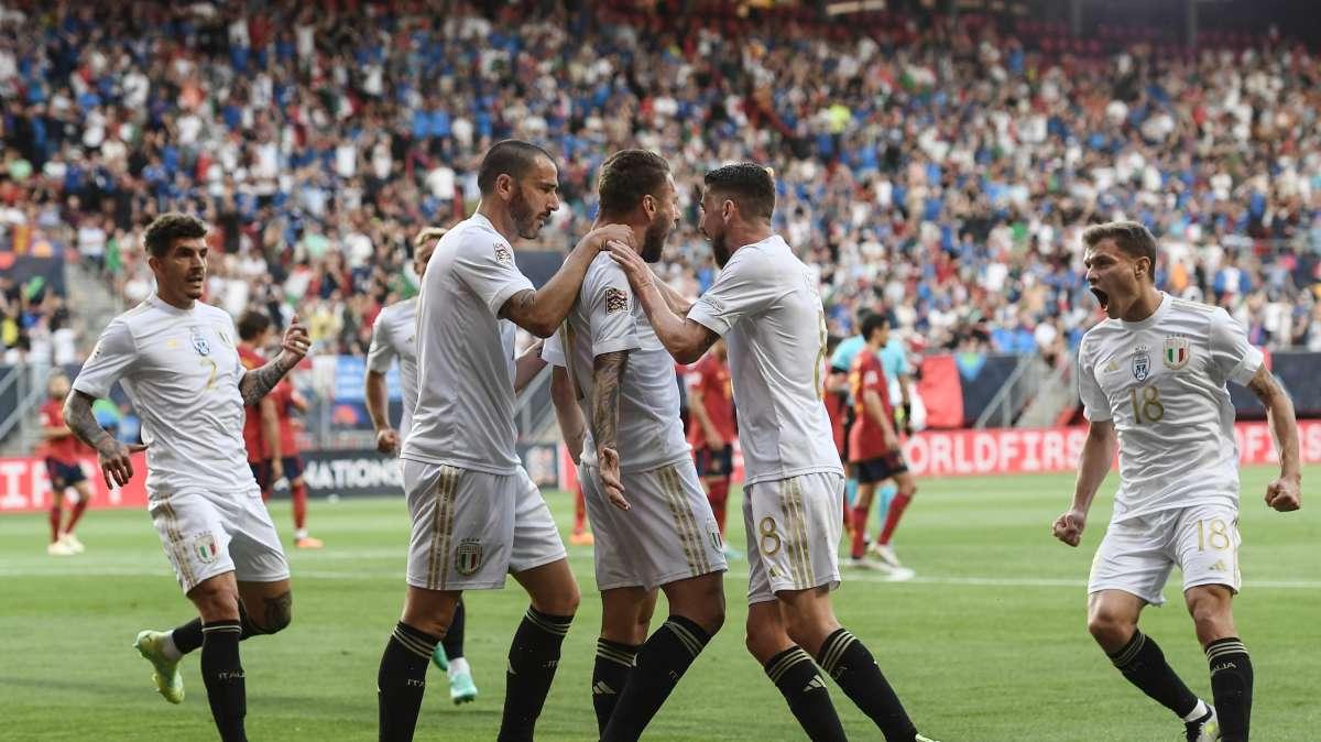 Spagna-Italia 2-1, le pagelle dei due bianconeri: Bonucci disastroso, Chiesa evanescente