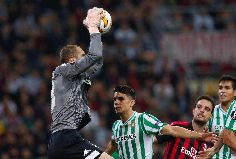 Dalla Spagna - Roma vicino a Pau Lopez. Perin sempre più lontano 