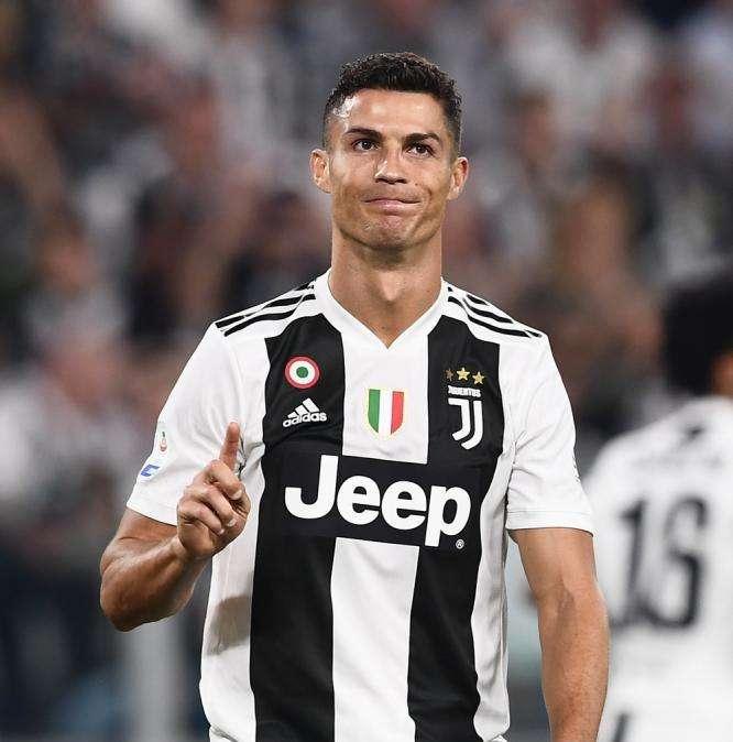 Juventus-Cagliari 3-1, le pagelle. Benatia dominante, Bentancur si prende il centrocampo. Dybala-CR7 vale il prezzo del biglietto 