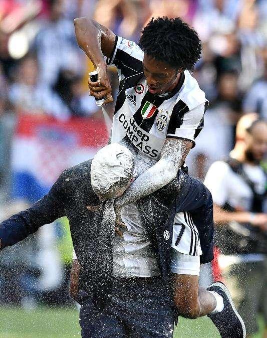 Juve, 2 club esteri su Cuadrado
