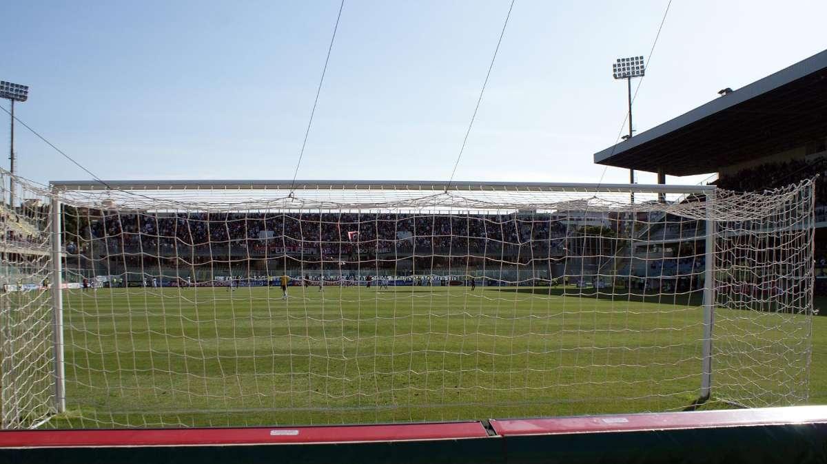 TUTTOSATIRA: Lite in Lega tra grandi e piccoli club di A per i diritti TV. Che hanno trasformato il calcio