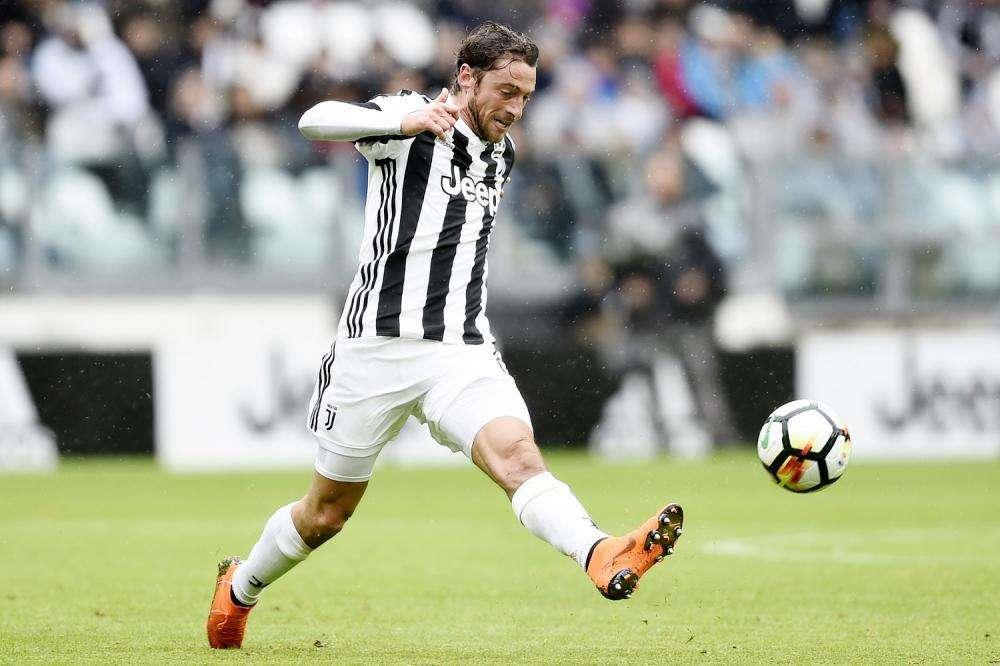 MARCHISIO a Sky: "Il passaggio allo Zenit momento intenso ed emozionante, importanti i consigli di Barzagli e Chiellini. Juve favorita e sulla Nazionale..."