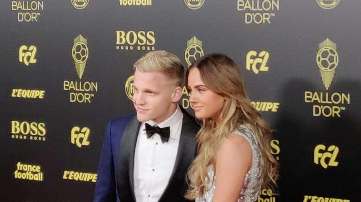 Il Barcellona su van de Beek