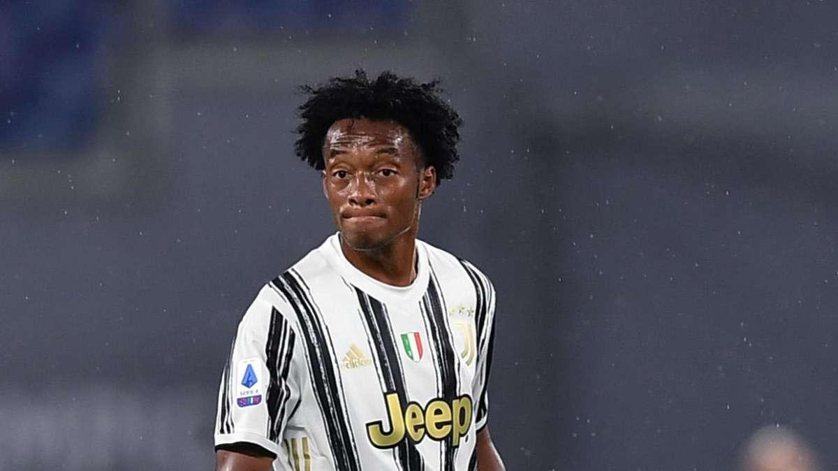 VIDEO - Cuadrado si diverte in allenamento: tunnel rifilato a Morata e fa impazzire tutti