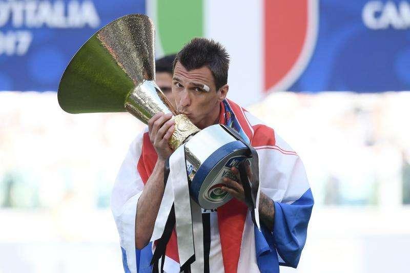 MANDZUKIC SU TWITTER: "Ci vuole un grande lavoro per vincere"