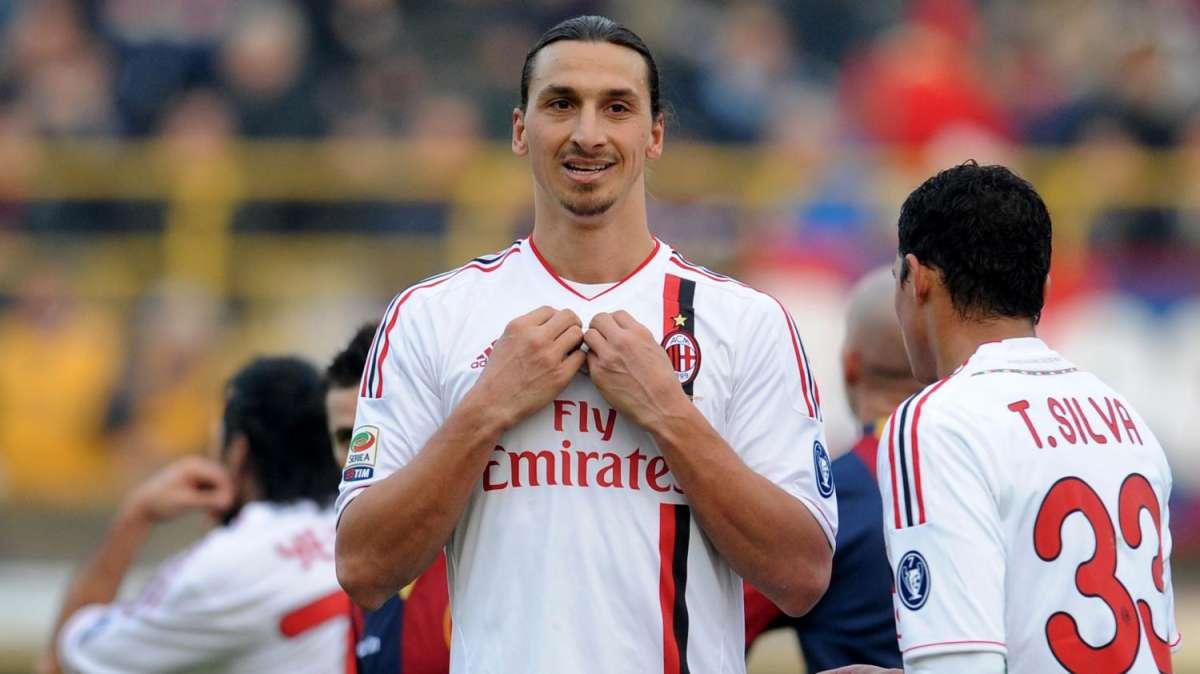 TIFOSI BIANCONERI FURENTI CON I MEDIA