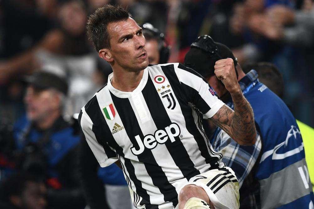 MANDZUKIC: "È un onore aver giocato 100 partite con la Juve. In nome della sua storia gloriosa, dei suoi tifosi e dei miei grandi compagni di squadra continuerò a dare il meglio"
