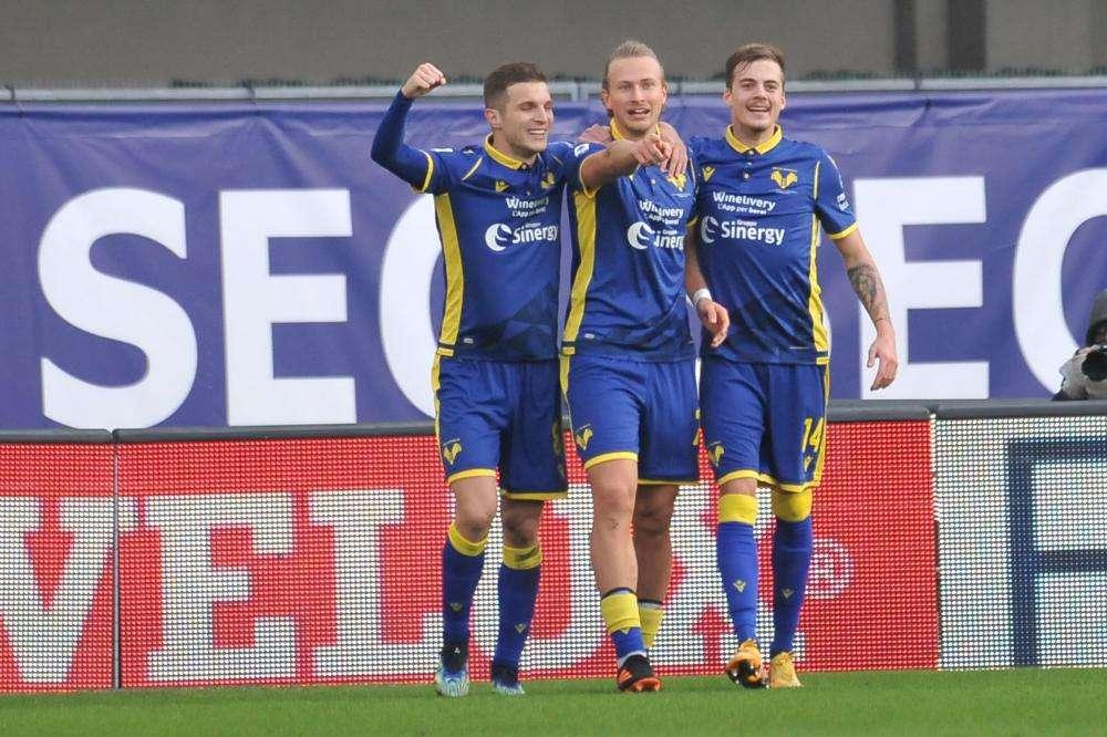 Serie A: Napoli ko a Verona, il Genoa batte il Cagliari