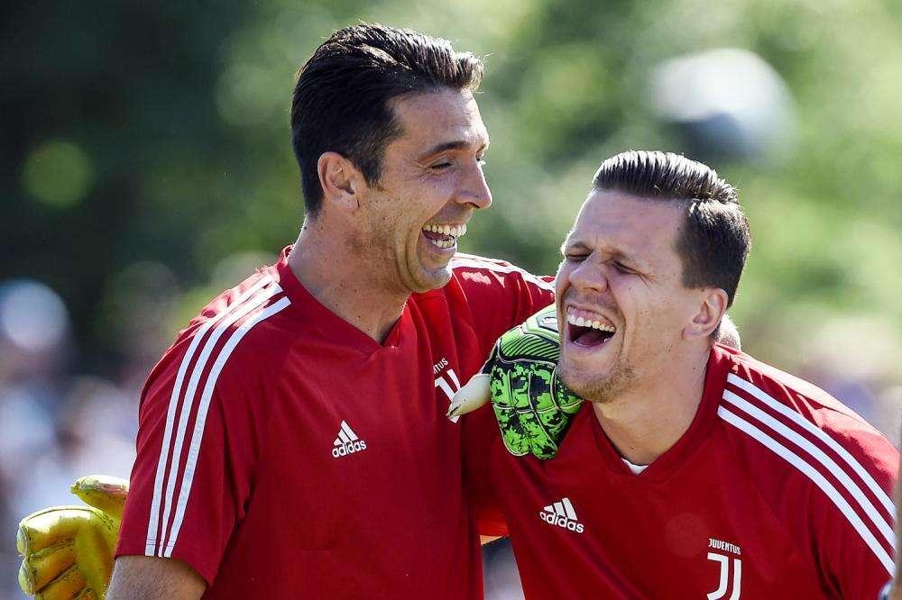 Sky - Szczesny rinnoverà con la Juve fino al 2024, si stanno già compilando i contratti