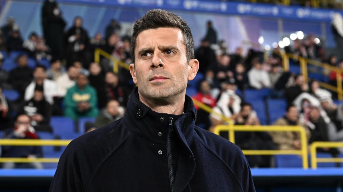 Dalla Francia – Thiago Motta accostato alla panchina dello Strasburgo