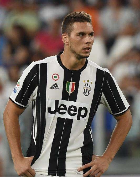 PJACA, che carattere e che risposta a un tifoso rossonero: "Panchina o non panchina e' la Juve!"