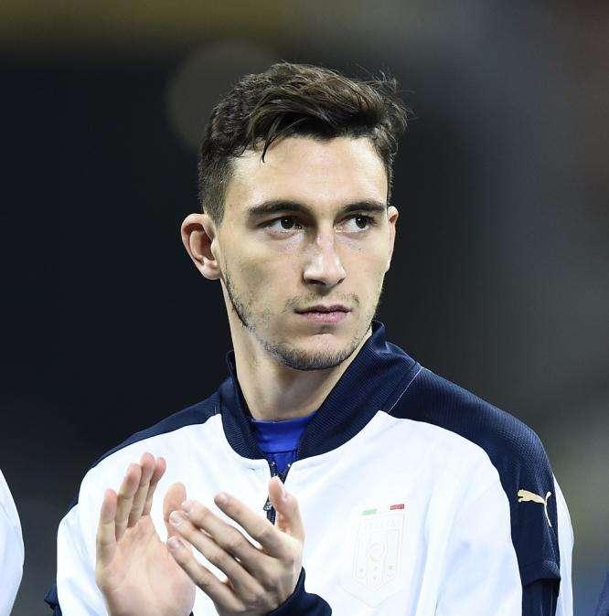 TJ - Darmian non parte per il tour dello United, anche la Juve ci pensa 