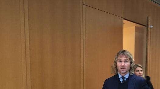 NEDVED A JTV: "Dovremo essere perfetti per eliminare il Barcellona. Anche il nostro attacco non è da buttare"