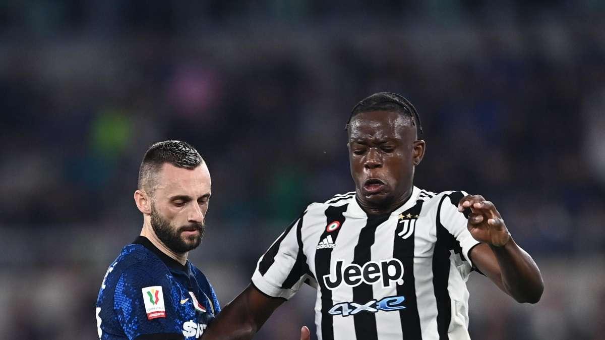 Sky - Scambio dei documenti in corso tra Juventus e Chelsea per Zakaria 