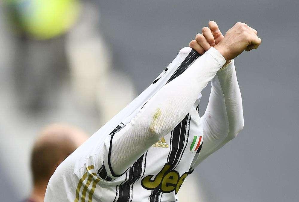 Giuliano Marchisano (fotografo): "CR7 ha lanciato la maglia per darla ad un raccattapalle. Presuntuoso? Assolutamente no, incita sempre i compagni"