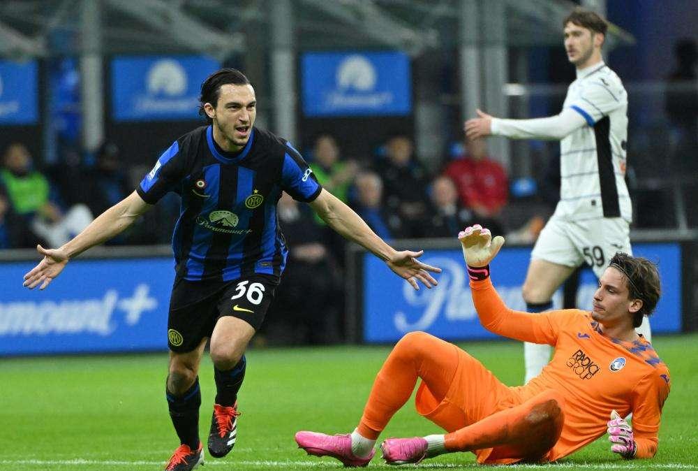 Inter travolgente: 4-0 all'Atalanta e +12 sulla Juventus